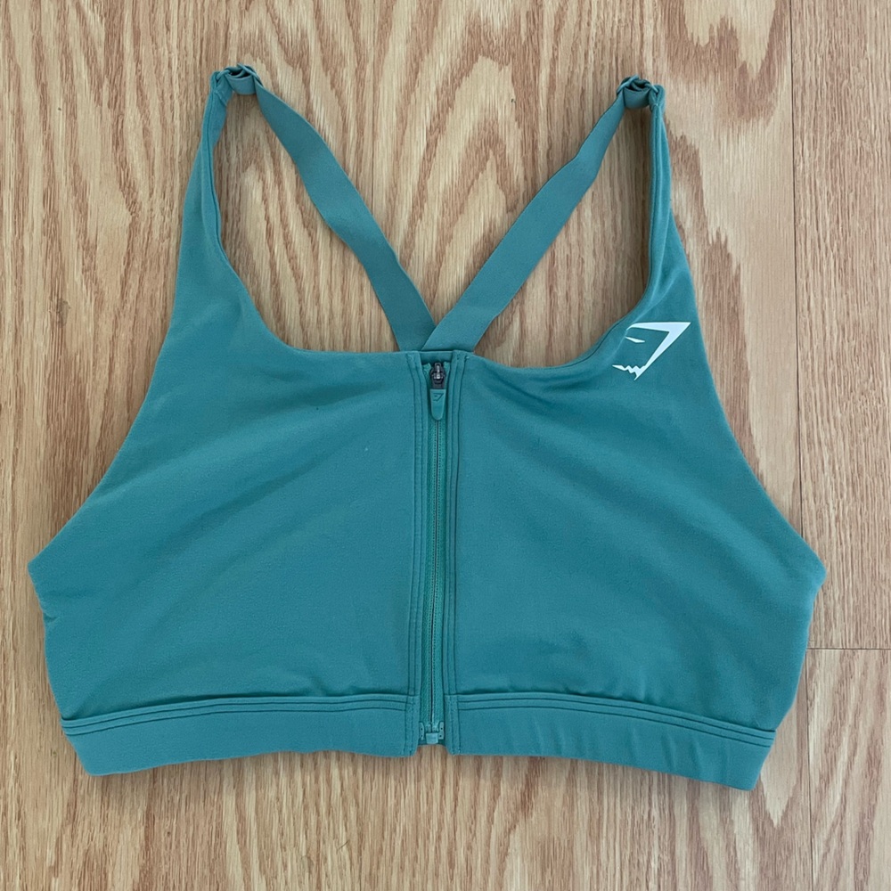 3/$20 GYMSHARK zip up sports bra